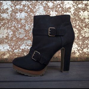 Mossimo Platform Ankle Bootie Black Sz. 9.5 (A11)